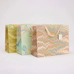 MIR Sac Cadeaux Imprimés à la Main-Sac Cadeau-Paper Mirchi-Grand-Marble bouquet-Papeterie du Dôme