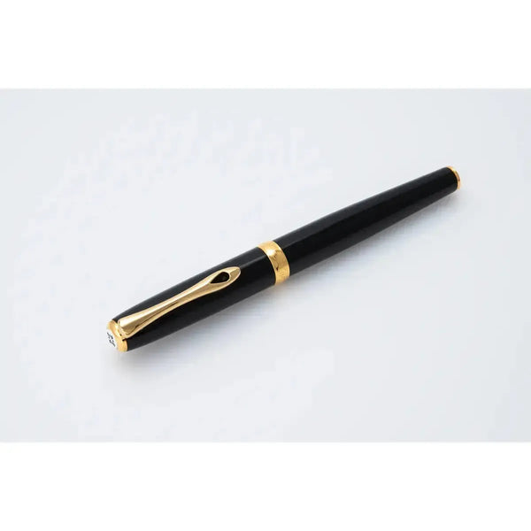 Stylo Plume Diplomat Excellence A2 Laqué Noir Doré-Stylo Plume-Diplomat-Papeterie du Dôme